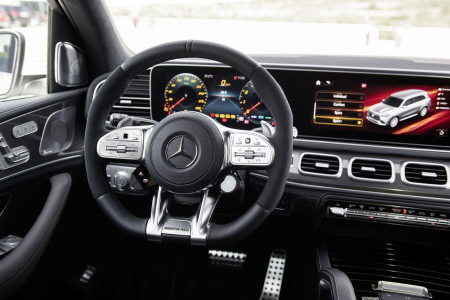 Панель приборов Mercedes-AMG GLS63 4Matic+ (X167) 2020 года  (WW) (фото 15 из 15)